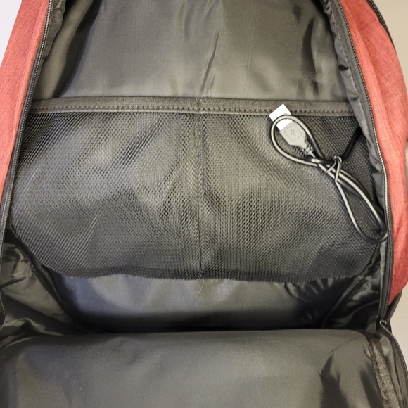 NWT Monsdle Travel Laptop Backpack With USB Charging Port in Red & Black - Picture 6 of 13